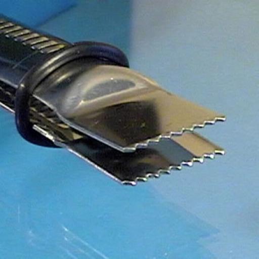 Straight Line Serrated Crimper 1/2in & 3/4in