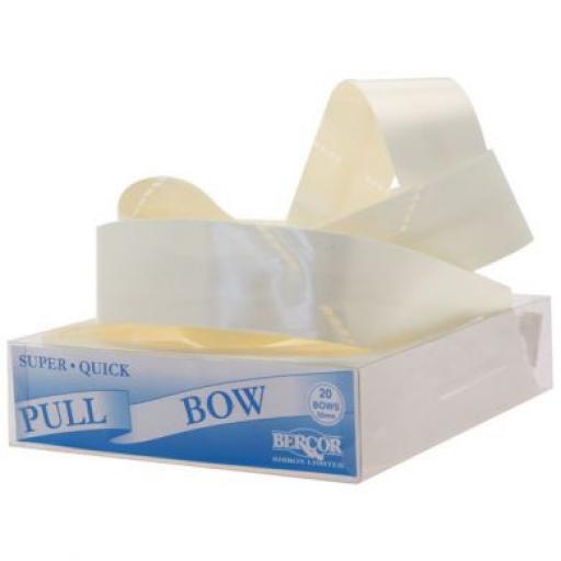 20 Ivory Flora Charm Pull Bows (50mm)